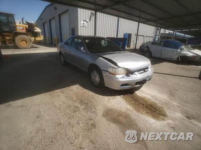 Zdjęcie 13 z 14 samochodu: 2002 HONDA ACCORD LX VIN:1HGCG32662A026127 - miniatura