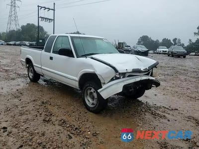 Zdjęcie 13 z 14 samochodu: 1999 GMC SONOMA VIN:1GTCS19X7X8503940 - miniatura