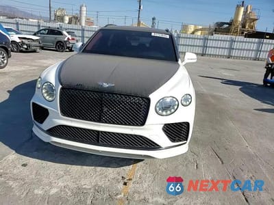 Zdjęcie 14 z 16 samochodu: 2021 BENTLEY BENTAYGA SPEED VIN:SJAAR2ZV6MC037189 - miniatura