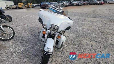 Zdjęcie 10 z 10 samochodu: 2008 HARLEY-DAVIDSON FLHTCUI VIN:1HD1FC4128Y696279 - miniatura
