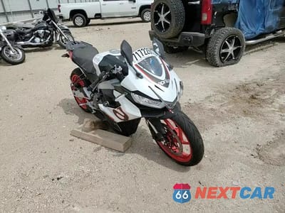 Zdjęcie 10 z 10 samochodu: 2025 APRILIA RS 457 VIN:ZD4XEUA06S6002250 - miniatura