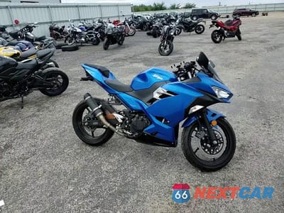 Zdjęcie 10 z 10 samochodu: 2018 KAWASAKI EX400 VIN:JKAEXKH1XJDA07720 - miniatura