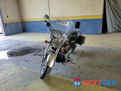 Zdjęcie 10 z 10 samochodu: 2012 KAWASAKI VN900 D VIN:JKAVN2D12CA045505 - miniatura