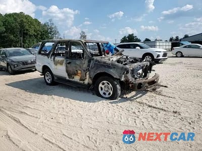 Zdjęcie 13 z 13 samochodu: 2002 LINCOLN NAVIGATOR VIN:5LMEU27R32LJ02414 - miniatura