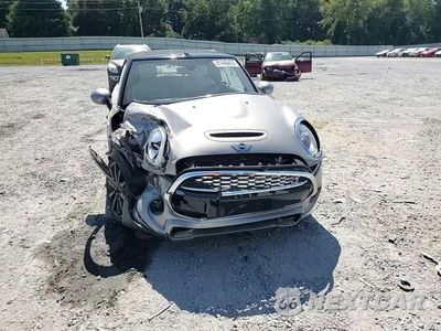 Zdjęcie 13 z 14 samochodu: 2017 MINI COOPER S VIN:WMWWG9C30H3C81582 - miniatura