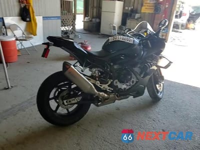 Zdjęcie 10 z 10 samochodu: 2025 BMW S 1000 RR VIN:WB10P2301S6L64332 - miniatura