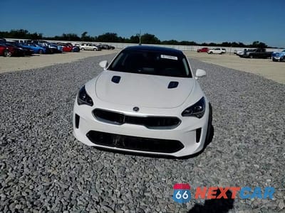 Zdjęcie 13 z 15 samochodu: 2018 KIA STINGER PREMIUM VIN:KNAE25LA2J6012583 - miniatura