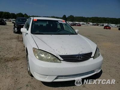 Zdjęcie 13 z 13 samochodu: 2005 TOYOTA CAMRY LE VIN:4T1BE32K95U004036 - miniatura