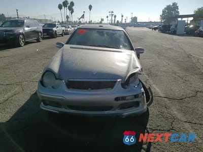 Zdjęcie 13 z 13 samochodu: 2003 MERCEDES-BENZ C 230K SPORT COUPE VIN:WDBRN40J93A473305 - miniatura