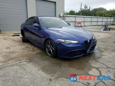 Zdjęcie 14 z 14 samochodu: 2022 ALFA ROMEO GIULIA VIN:ZARFANAN3N7656194 - miniatura