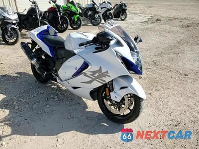 Zdjęcie 10 z 11 samochodu: 2023 SUZUKI GSX1300 RR VIN:JS1EJ11B2P7100850 - miniatura