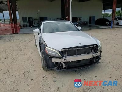 Zdjęcie 14 z 16 samochodu: 2019 MERCEDES-BENZ C 300 VIN:WDDWK8DB5KF800278 - miniatura