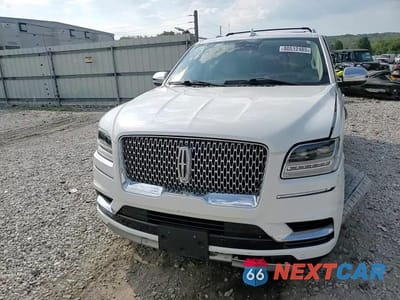Zdjęcie 14 z 16 samochodu: 2021 LINCOLN NAVIGATOR L BLACK LABEL VIN:5LMJJ3TT9MEL01862 - miniatura