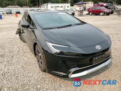 Zdjęcie 13 z 14 samochodu: 2024 TOYOTA PRIUS PRIME SE VIN:JTDACACU9R3024521 - miniatura