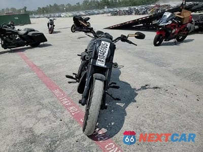Zdjęcie 10 z 10 samochodu: 2012 HARLEY-DAVIDSON VRSCDX NIGHT ROD SPECIAL VIN:1HD1HHH15CC800982 - miniatura