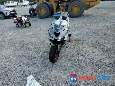 Zdjęcie 11 z 11 samochodu: 2025 KAWASAKI ZX636 K VIN:JKBZXJJ18SA018376 - miniatura