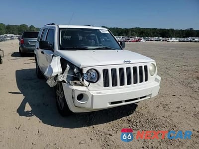 Zdjęcie 14 z 15 samochodu: 2008 JEEP PATRIOT SPORT VIN:1J8FT28W28D676081 - miniatura