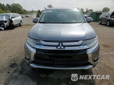 Zdjęcie 13 z 14 samochodu: 2016 MITSUBISHI OUTLANDER SE VIN:JA4AZ3A35GZ065625 - miniatura
