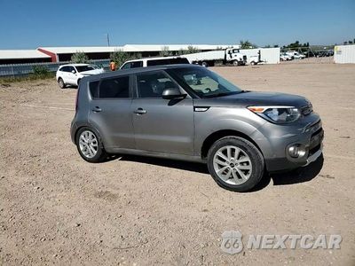 Zdjęcie 15 z 17 samochodu: 2018 KIA SOUL + VIN:KNDJP3A50J7528075 - miniatura