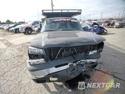 Zdjęcie 13 z 14 samochodu: 2003 CHEVROLET SILVERADO C1500 VIN:2GCEC19T231173057 - miniatura