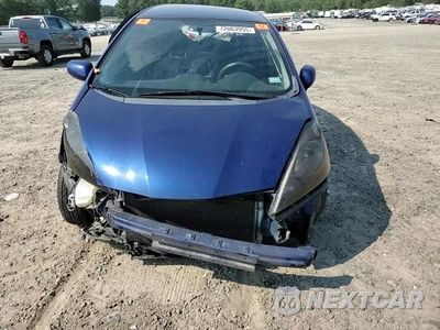 Zdjęcie 13 z 14 samochodu: 2010 HONDA FIT SPORT VIN:JHMGE8H4XAS011193 - miniatura