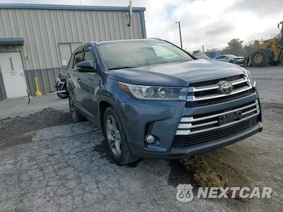 Zdjęcie 14 z 16 samochodu: 2017 TOYOTA HIGHLANDER LIMITED VIN:5TDDZRFHXHS420785 - miniatura