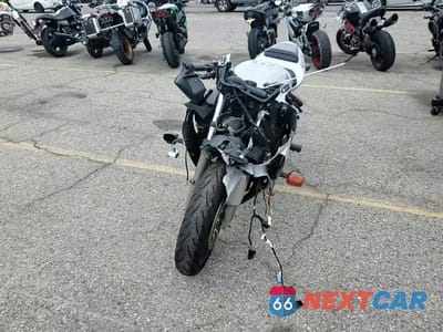 Zdjęcie 10 z 10 samochodu: 2003 HONDA CBR600 F4 VIN:JH2PC35183M400076 - miniatura