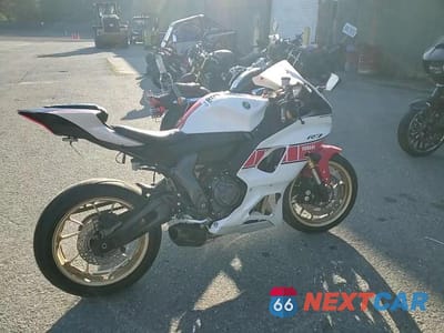 Zdjęcie 9 z 9 samochodu: 2022 YAMAHA YZFR7 VIN:JYARM38EXNA003210 - miniatura