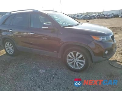 Zdjęcie 14 z 15 samochodu: 2011 KIA SORENTO EX VIN:5XYKUDA25BG060180 - miniatura