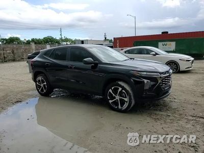 Zdjęcie 14 z 15 samochodu: 2025 CHEVROLET TRAX 1RS VIN:KL77LGEP0SC098885 - miniatura