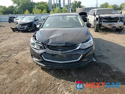 Zdjęcie 13 z 14 samochodu: 2018 CHEVROLET CRUZE LS VIN:1G1BC5SM7J7142974 - miniatura