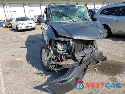 Zdjęcie 13 z 14 samochodu: 2007 GMC ENVOY VIN:1GKDT13S272238897 - miniatura