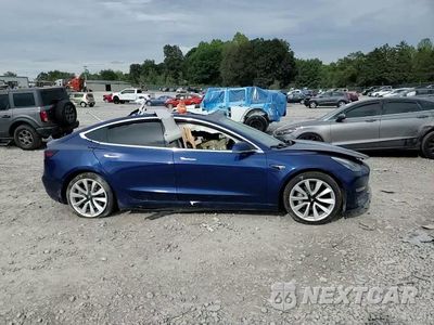 Zdjęcie 14 z 14 samochodu: 2019 TESLA MODEL 3 VIN:5YJ3E1EB4KF433825 - miniatura