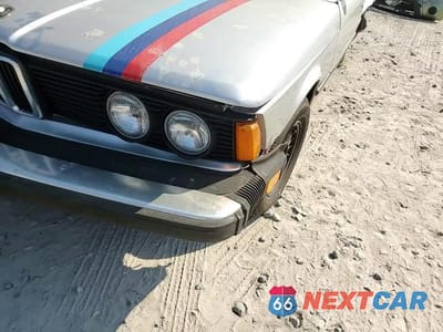 Zdjęcie 10 z 14 samochodu: 1982 BMW 320 I VIN:WBAAG3307C8378560 - miniatura