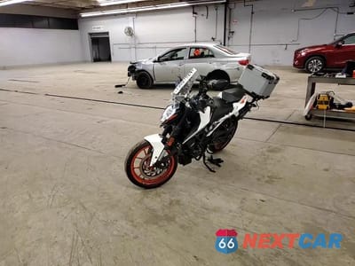 Zdjęcie 11 z 11 samochodu: 2020 KTM 200 DUKE VIN:MD2JPC40XLC089875 - miniatura