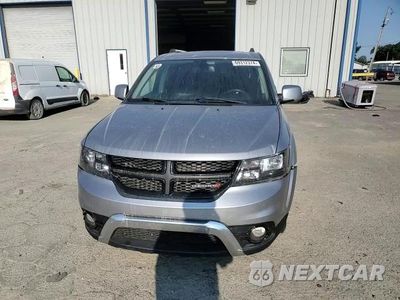 Zdjęcie 11 z 14 samochodu: 2020 DODGE JOURNEY CROSSROAD VIN:3C4PDCGB4LT206232 - miniatura