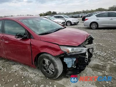 Zdjęcie 11 z 16 samochodu: 2021 HYUNDAI IONIQ BLUE VIN:KMHC65LC2MU245195 - miniatura