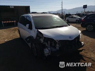 Zdjęcie 11 z 15 samochodu: 2013 TOYOTA SIENNA XLE VIN:5TDYK3DC3DS307104 - miniatura