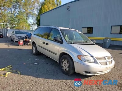 Zdjęcie 12 z 15 samochodu: 2005 DODGE GRAND CARAVAN SE VIN:1D4GP24RX5B292320 - miniatura