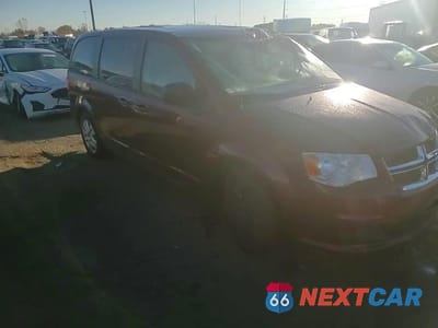 Zdjęcie 12 z 15 samochodu: 2018 DODGE GRAND CARAVAN SE VIN:2C4RDGBG6JR163953 - miniatura