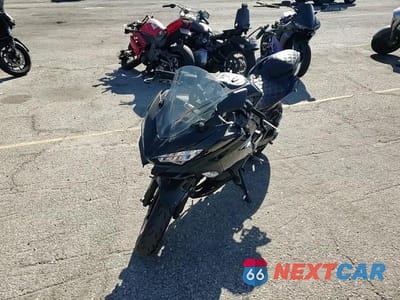 Zdjęcie 10 z 10 samochodu: 2018 KAWASAKI EX400 VIN:JKAEXKH19JDA14321 - miniatura