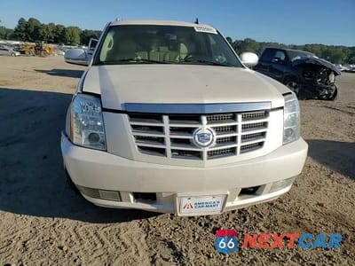 Zdjęcie 14 z 15 samochodu: 2008 CADILLAC ESCALADE ESV VIN:1GYFK66878R124823 - miniatura