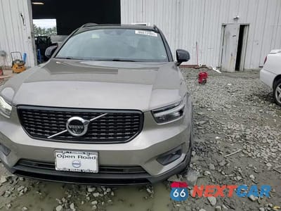 Zdjęcie 13 z 13 samochodu: 2022 VOLVO XC40 T5 R-DESIGN VIN:YV4162UMXN2714870 - miniatura