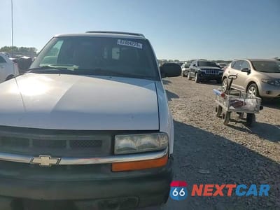 Zdjęcie 13 z 14 samochodu: 2001 CHEVROLET S TRUCK S10 VIN:1GCDT19WX18223249 - miniatura