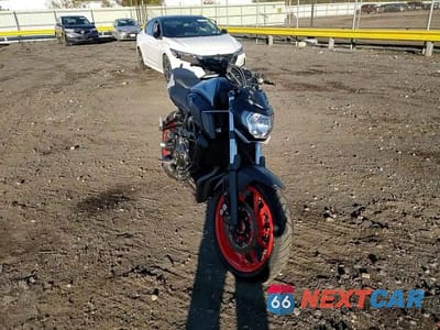 Zdjęcie 10 z 11 samochodu: 2019 YAMAHA MT07 VIN:JYARM27E6KA004264 - miniatura