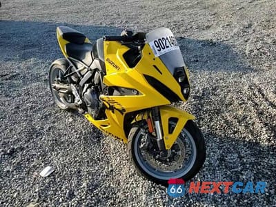 Zdjęcie 10 z 11 samochodu: 2024 SUZUKI GSX800 F VIN:JS1EM13B4R7101750 - miniatura