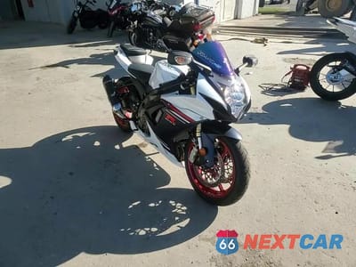 Zdjęcie 10 z 11 samochodu: 2025 SUZUKI GSX-R750 VIN:JS1GR7MAXS7101728 - miniatura