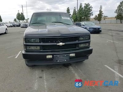 Zdjęcie 14 z 15 samochodu: 2000 CHEVROLET TAHOE C1500 VIN:1GNEC13RXYR113305 - miniatura