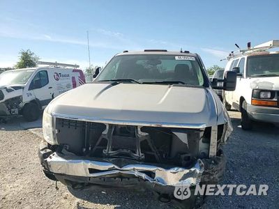Zdjęcie 13 z 14 samochodu: 2008 CHEVROLET SILVERADO K3500 VIN:1GCJK39K98E150840 - miniatura