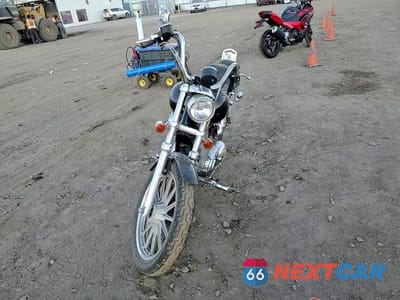 Zdjęcie 9 z 9 samochodu: 2002 HARLEY-DAVIDSON XL883 HUGGER VIN:1HD4CEM152K147414 - miniatura